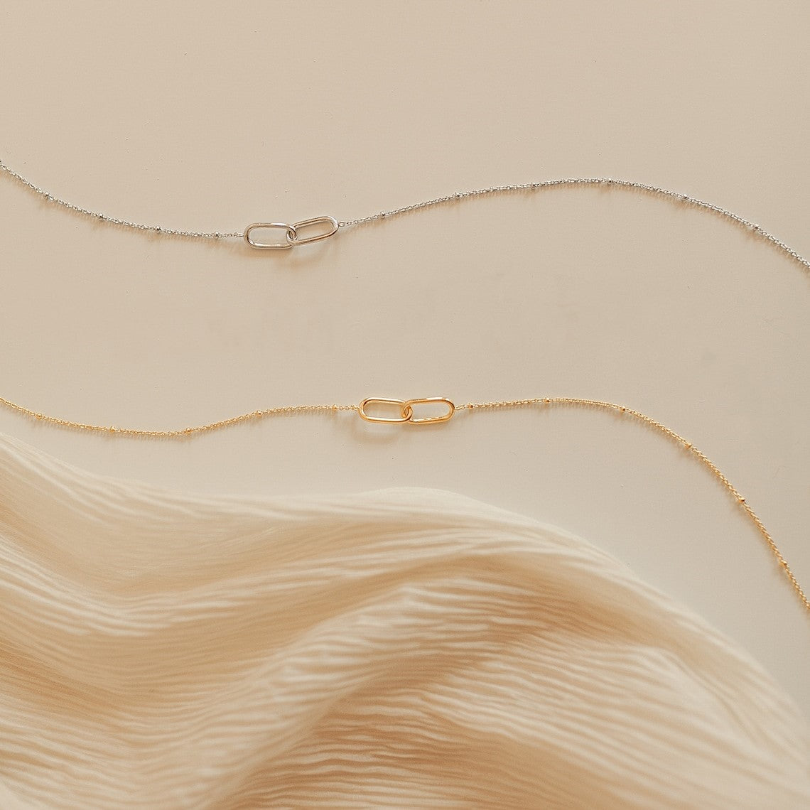 Necklace with Connected Pendants - Connection Necklace
