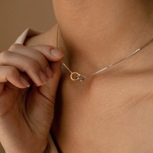 Eternal Circle Necklace – Interlinked Circles Necklace