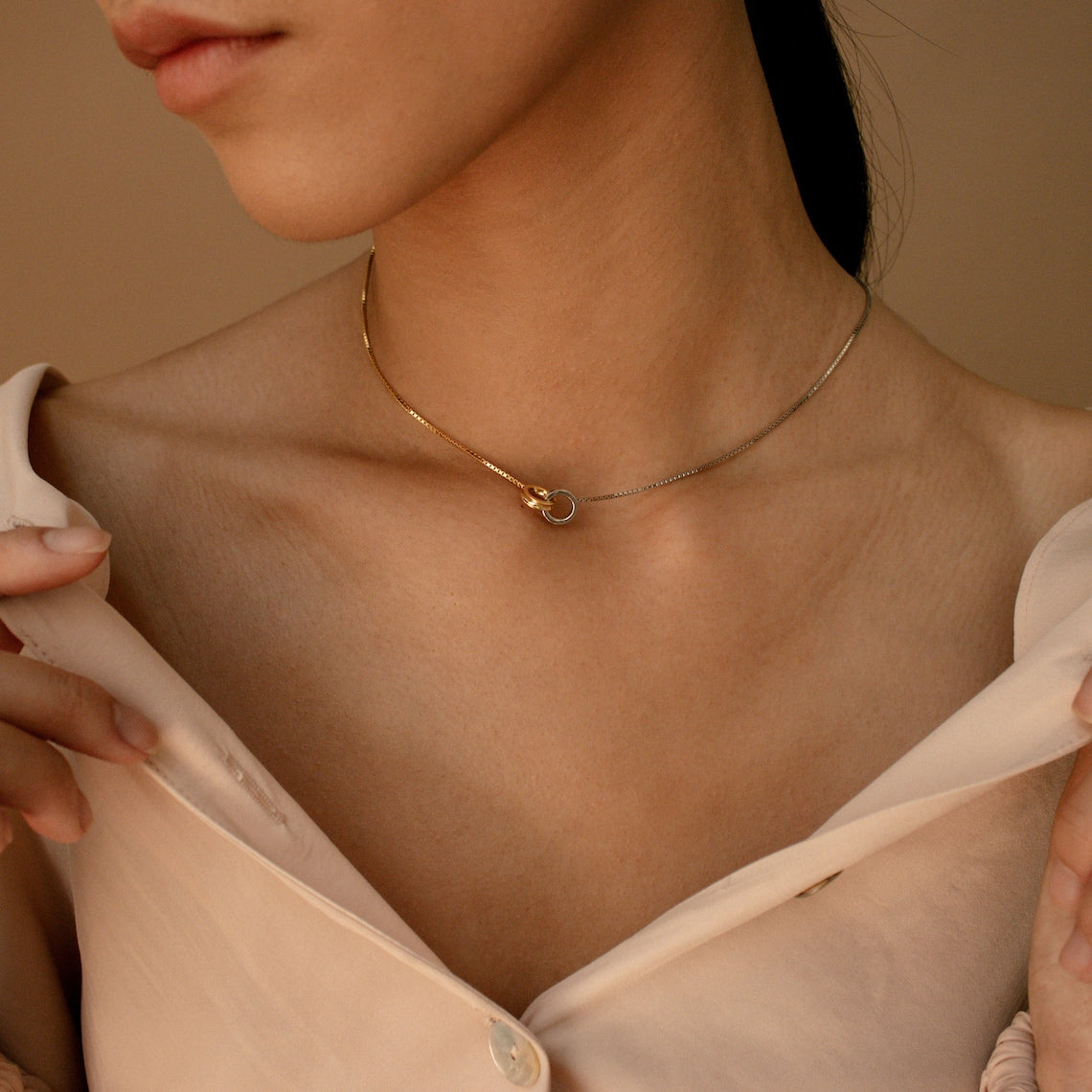 Eternal Circle Necklace – Interlinked Circles Necklace