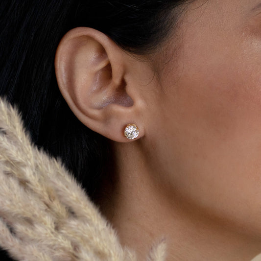 Classic Diamond Stud Earrings - Round Stone Earrings