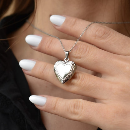 Heart Pendant Necklace - Vintage Locket