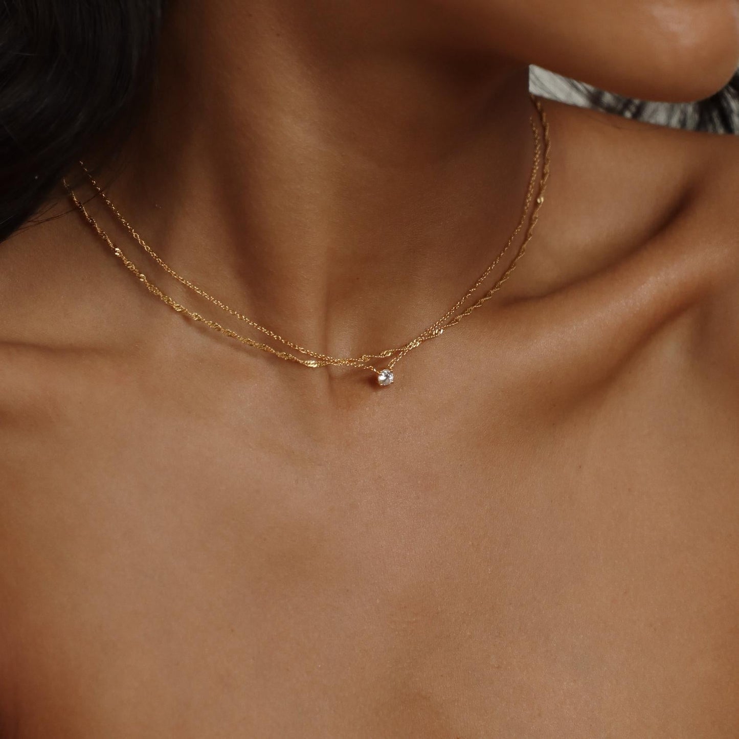 Delicate Diamond Necklace – Stone Inlay Pendant Necklace