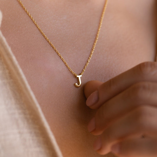 Delicate Initial Necklace – Elegant Letter Pendant Necklace