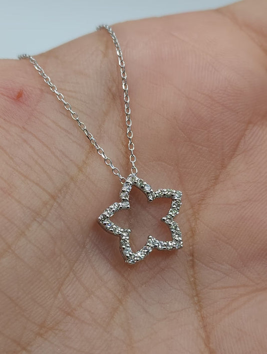 Silver Open Star Flower Necklace – Delicate & Timeless