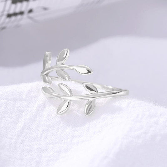 Jordin - Ring with Small Leaves