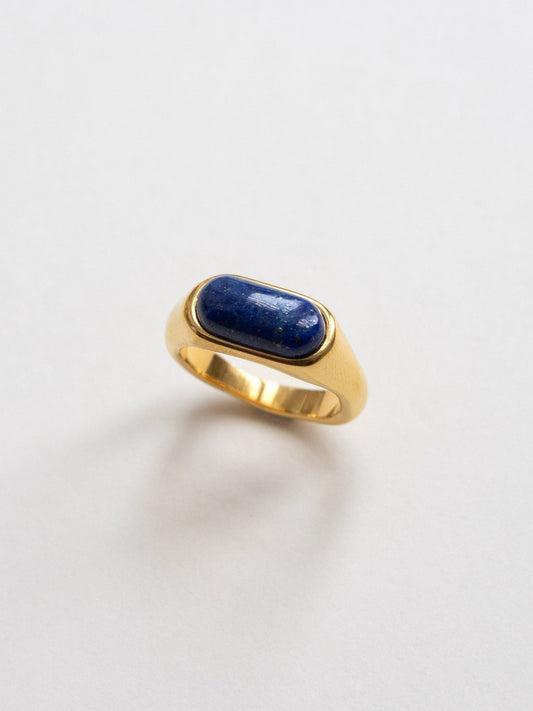 Aria - Smooth Gold Ring with Blue Stone