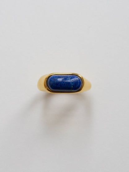 Aria - Smooth Gold Ring with Blue Stone
