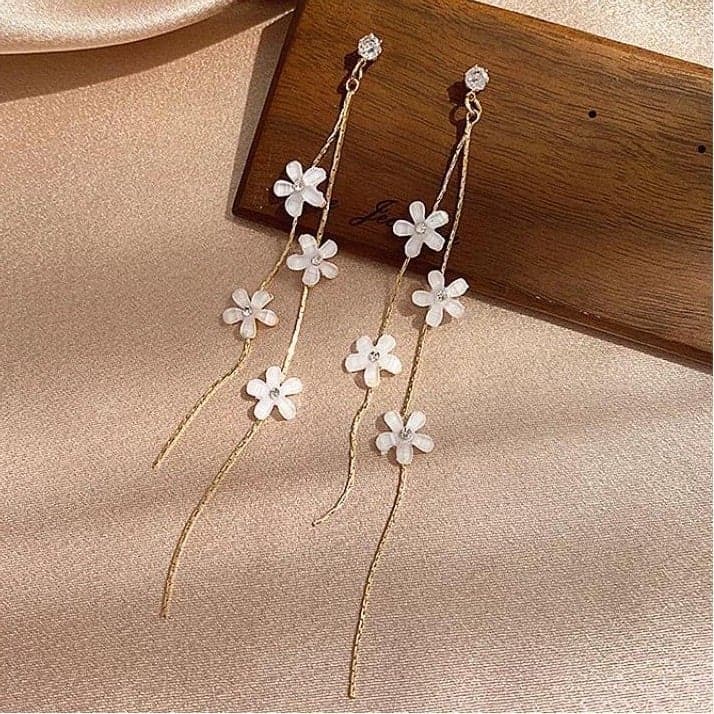 White Flower Earrings with Gold Threads