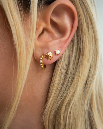 Jessi - Golden Pearl Earrings